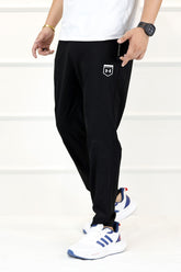 Undr Armr Meridan Athletic Zipper Pocket Sportswear Trouser In Black